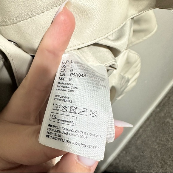 H&M Women’s Faux Leather Neutral Off White Jacket Oversized Grunge Size L - Picture 6 of 7